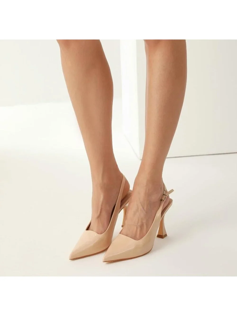 Women's Nude Slingback Kitten Pump Closed Pointy Toe Chunky Heel Shoes
